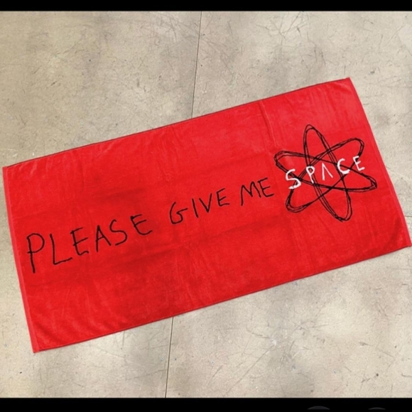 Travis Scott - Space Village Please Give Me Space Beach Towel Astroworld Red New - Picture 2 of 6